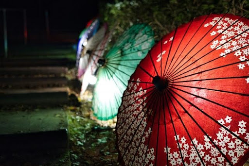 I want to take a walk in a kimono at night! Introducing 5 kimono rental shops in Asakusa and precautions