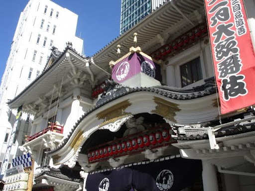 Introducing ways to enjoy Kabuki for foreigners! Experience Japanese traditional performing arts